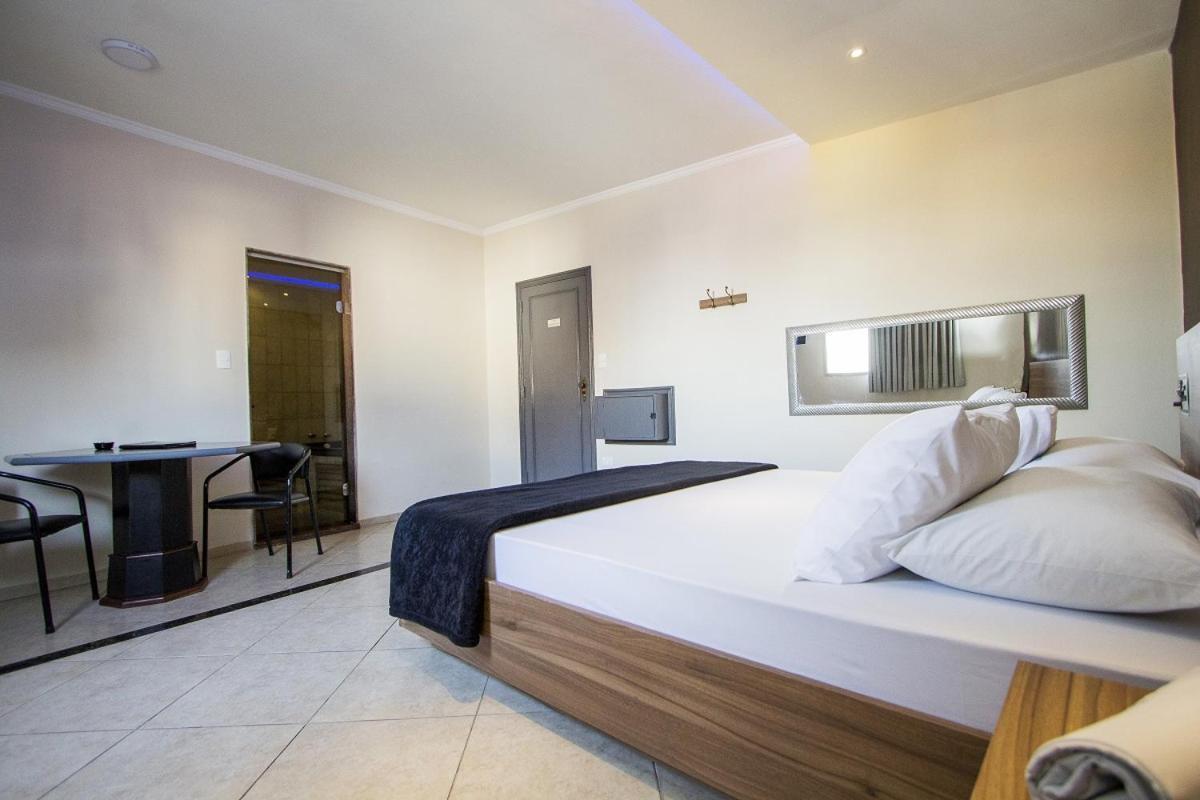 Caricia Hotel (Adults Only) 桑托斯 外观 照片